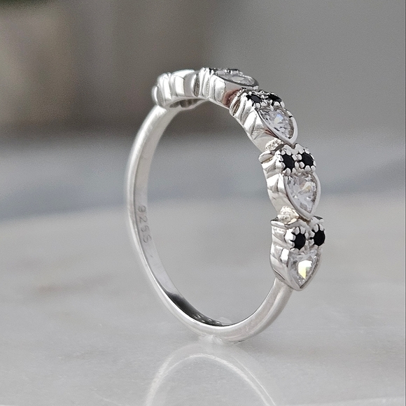 Owl band Ring, 925 Sterling Silver Charmed Aroma Size 7 - Picture 4 of 4